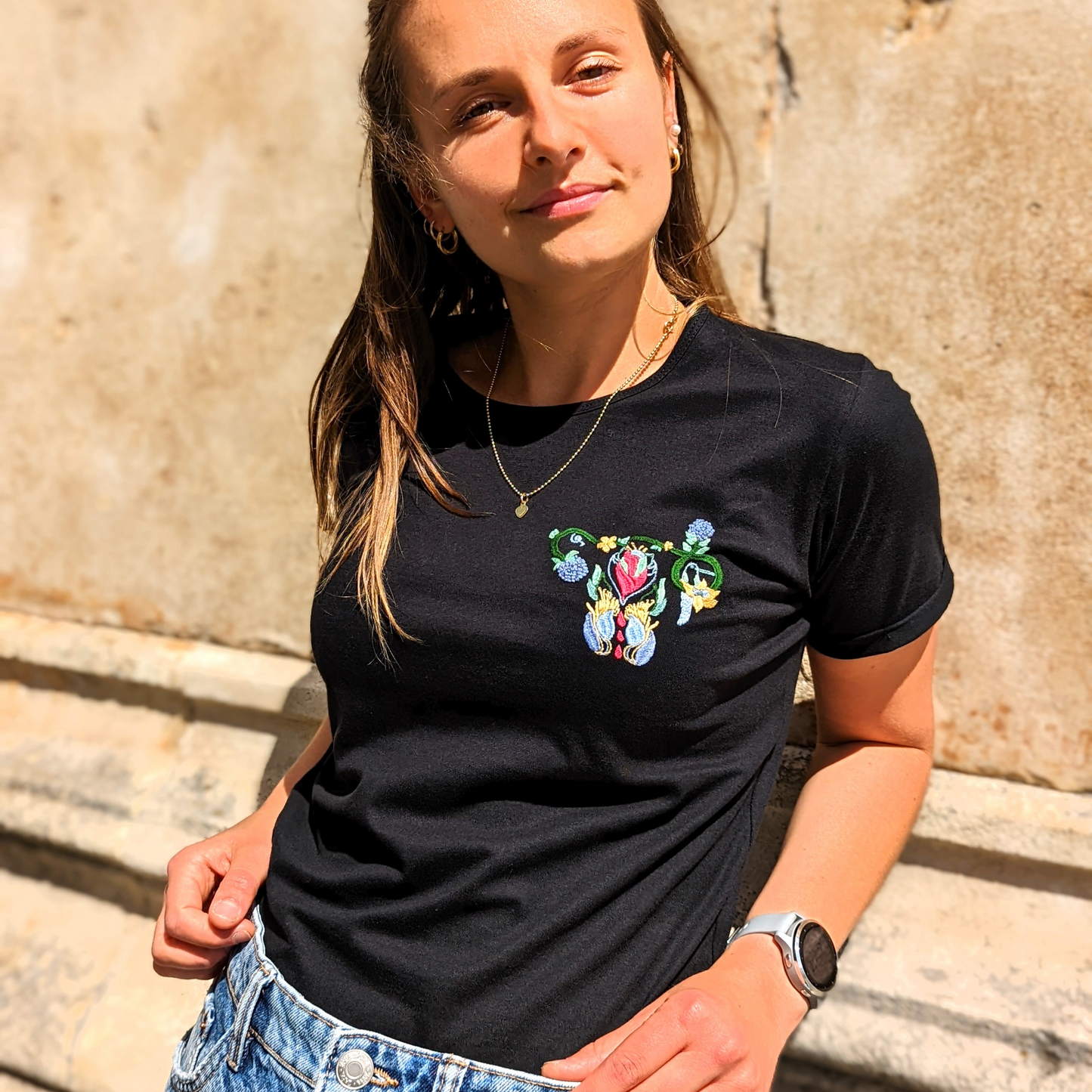 ESPERANZA T-shirt black | hand embroidered - collection 2022