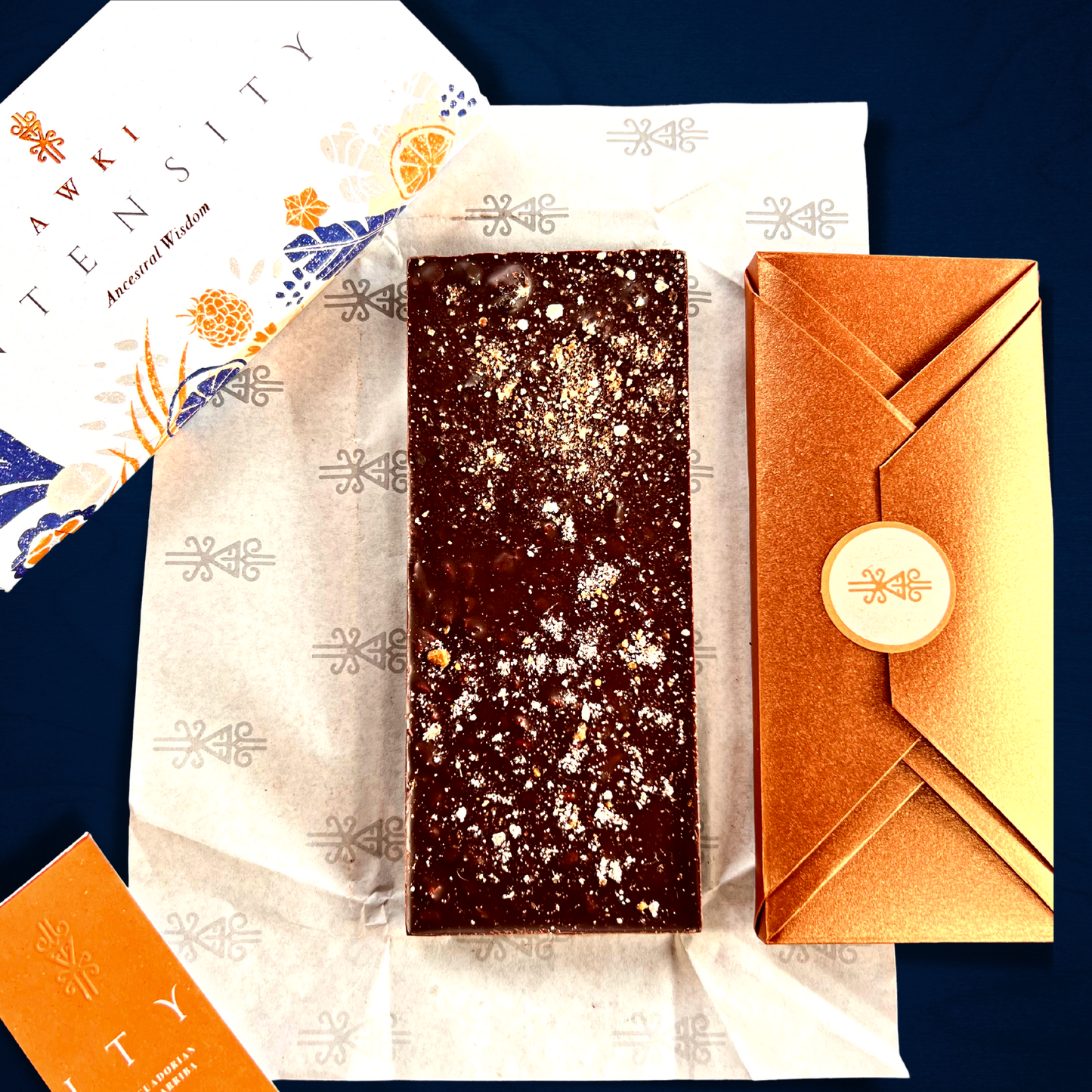 INTENSITY chocolate bar AWKI | 2 flavors in 1 bar | 75% dark chocolate with ginger, Blueberry, banana, carcamom...