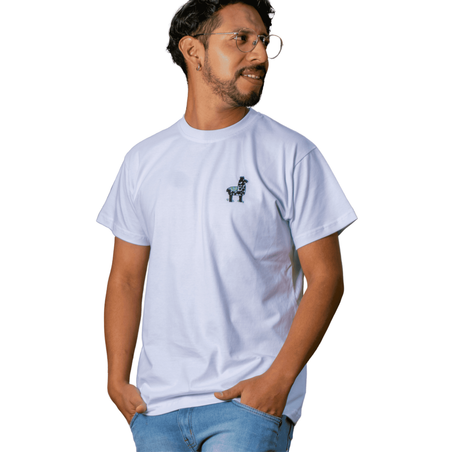 LLAMA T-shirt white | Men | Hand embroidered